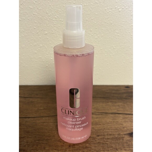 Clinique Makeup Brush Cleanser 8 fl. oz 236 ml New Without Box - Picture 8 of 9